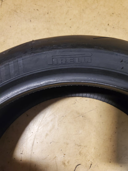 PIRELLI DIABLO ROSSO IV CORSA BSW P 200 60 17 80W REAR MOTORCYCLE TIRE 4150900