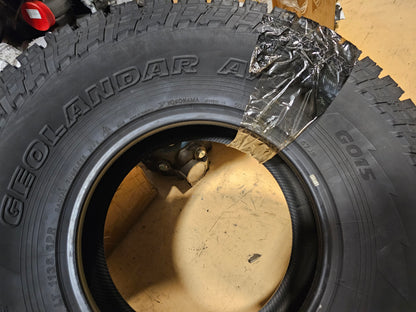 2 NOS YOKOHAMA GEOLANDAR AT G015 BSW LT 32 11.5 15 113S LRC 6PLY TIRES 110101626