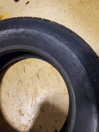 UNIROYAL TIGER PAW TOURING A/S BSW P 215 65 16 98H ALL SEASON TIRE 53849