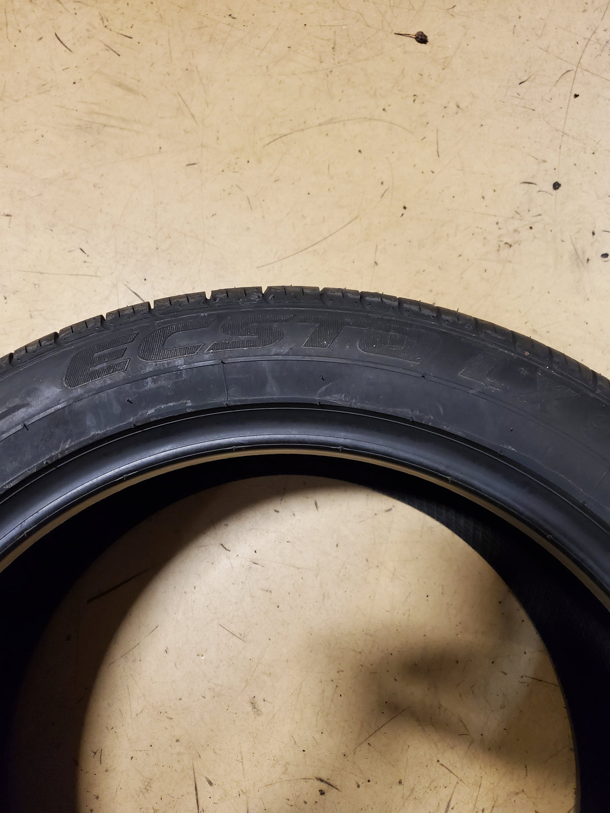 KUMHO ECSTA LX PLATINUM BSW P 245 45 18 100W ALL SEASON TIRE 2107283