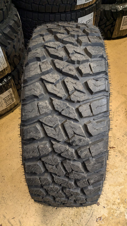 LANDSPIDER WILDTRAXX M/T BSW LT 35 12.5 17 121Q 10PLY MUD TERRAIN TIRE EMT010