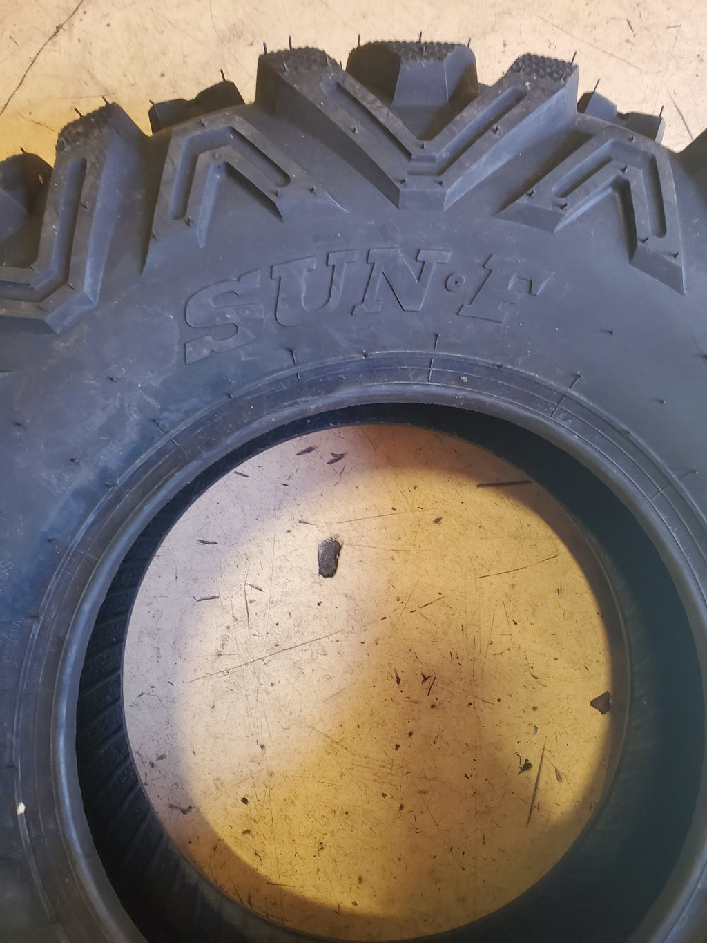 NOS SUNF A033 BSW AT 24 8 11 65J 6PLY ATV/UTV TIRE MSA033240811