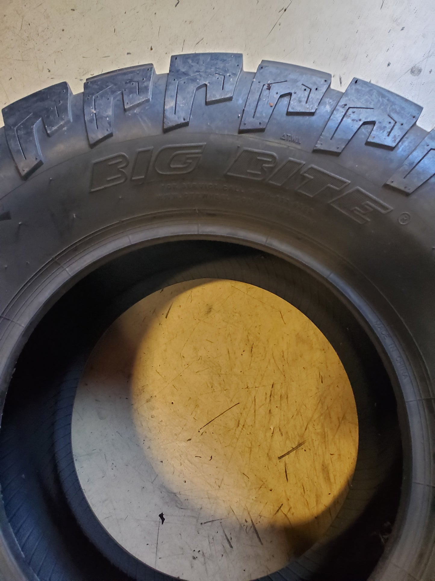 ARMSTRONG BIG BITE BSW 24 12 12 4PLY LAWN TIRE LMTS2412BB