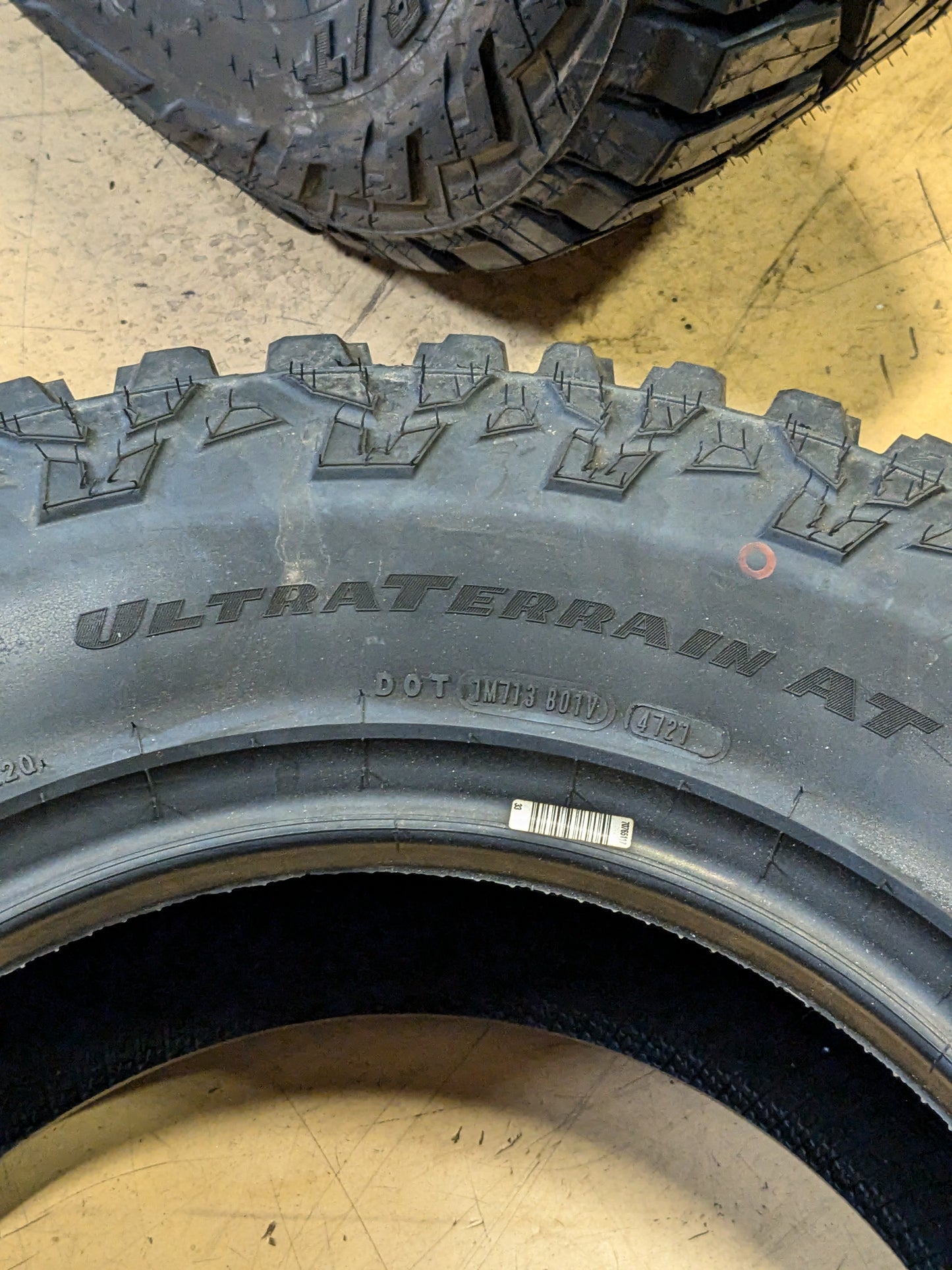 2 GOODYEAR WRANGLER ULTRATERRAIN A/T BSW LT 285 65 18 125Q LRE 10 PLY ALL TERRAIN TIRE 400199779