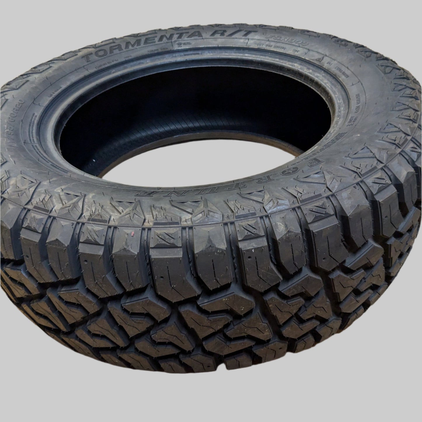 FORTUNE TORMENTA R/T FSR309 LT 295 60 20 126/123Q LRE 10 PLY RUGGED TERRAIN TIRE 9295030341