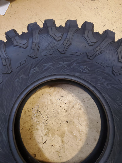 (Todo) 4 MAXXIS ML1 CARNIVORE BSW LT 35 10 15 NHS 8PLY ATV/UTV TIRE TM00306200