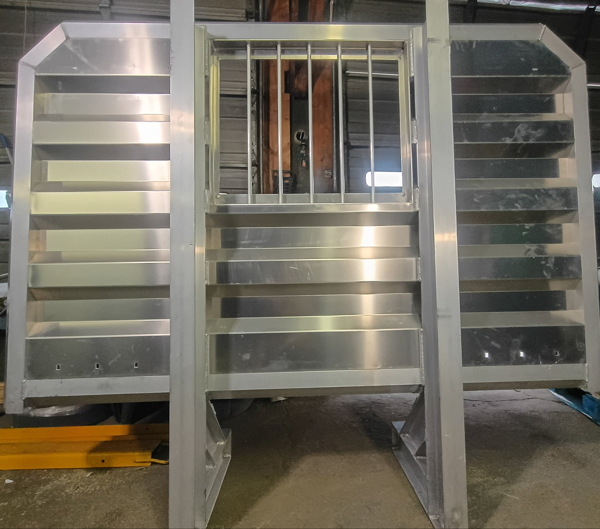 VIKING SLEEPER CAB RACK W/2 CHAIN HANGER & FULL TRAY ( 68" X 80" )