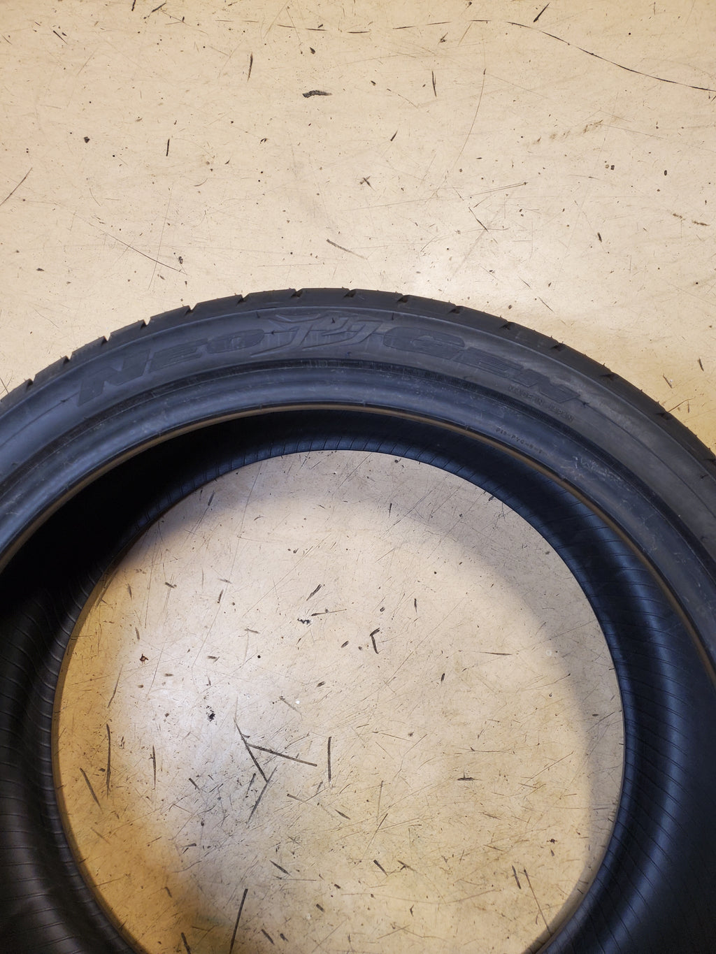 NITTO NEO GEN BSW P 245 35 19 93W ALL SEASON TIRE 185210