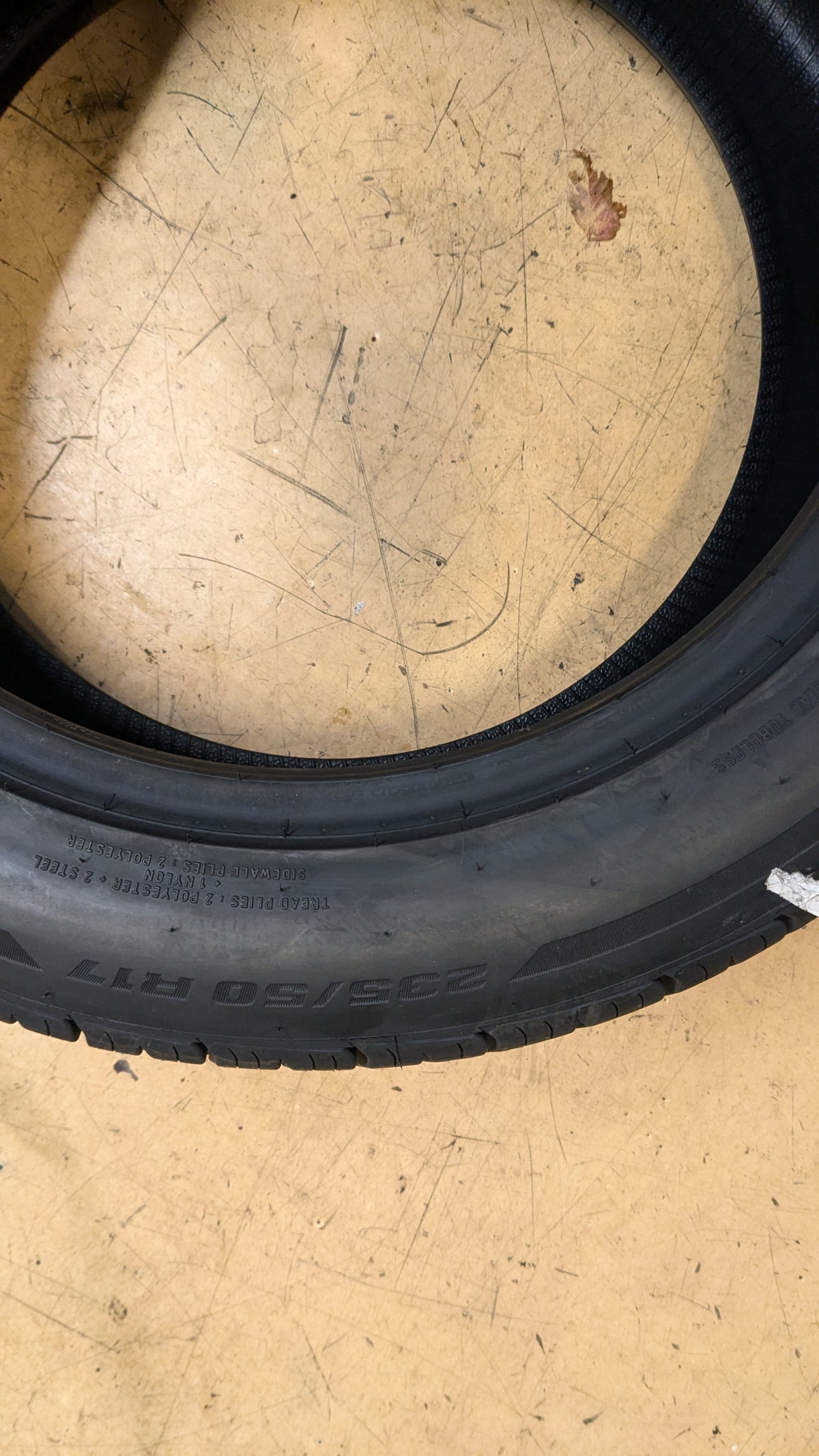 4 BFGOODRICH ADVANTAGE CONTROL BSW P 235 50 17 96H HIGHWAY TIRE 02006