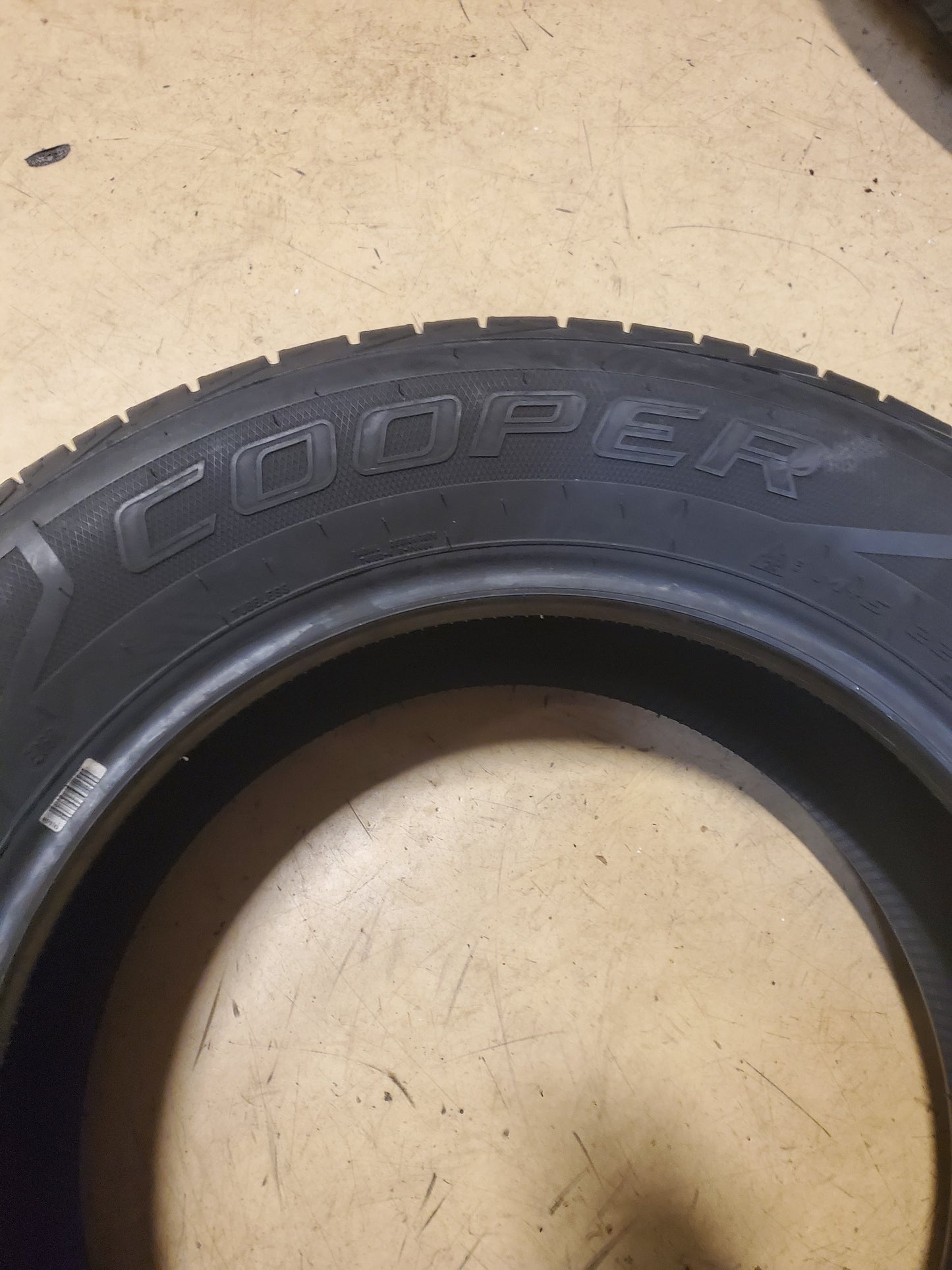 COOPER DISCOVERER ENURAMAX P 225 65 17 102H ALL WEATHER TIRE 166240007