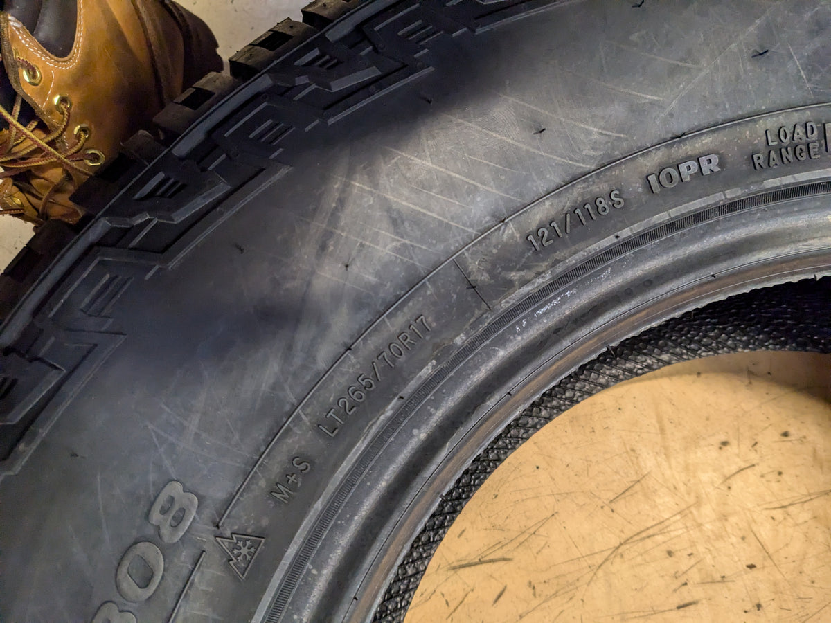 FORTUNE TORMENTA A/T FSR308 OWL LT 265 70 17 121/118S LRE 10PLY 9265030205