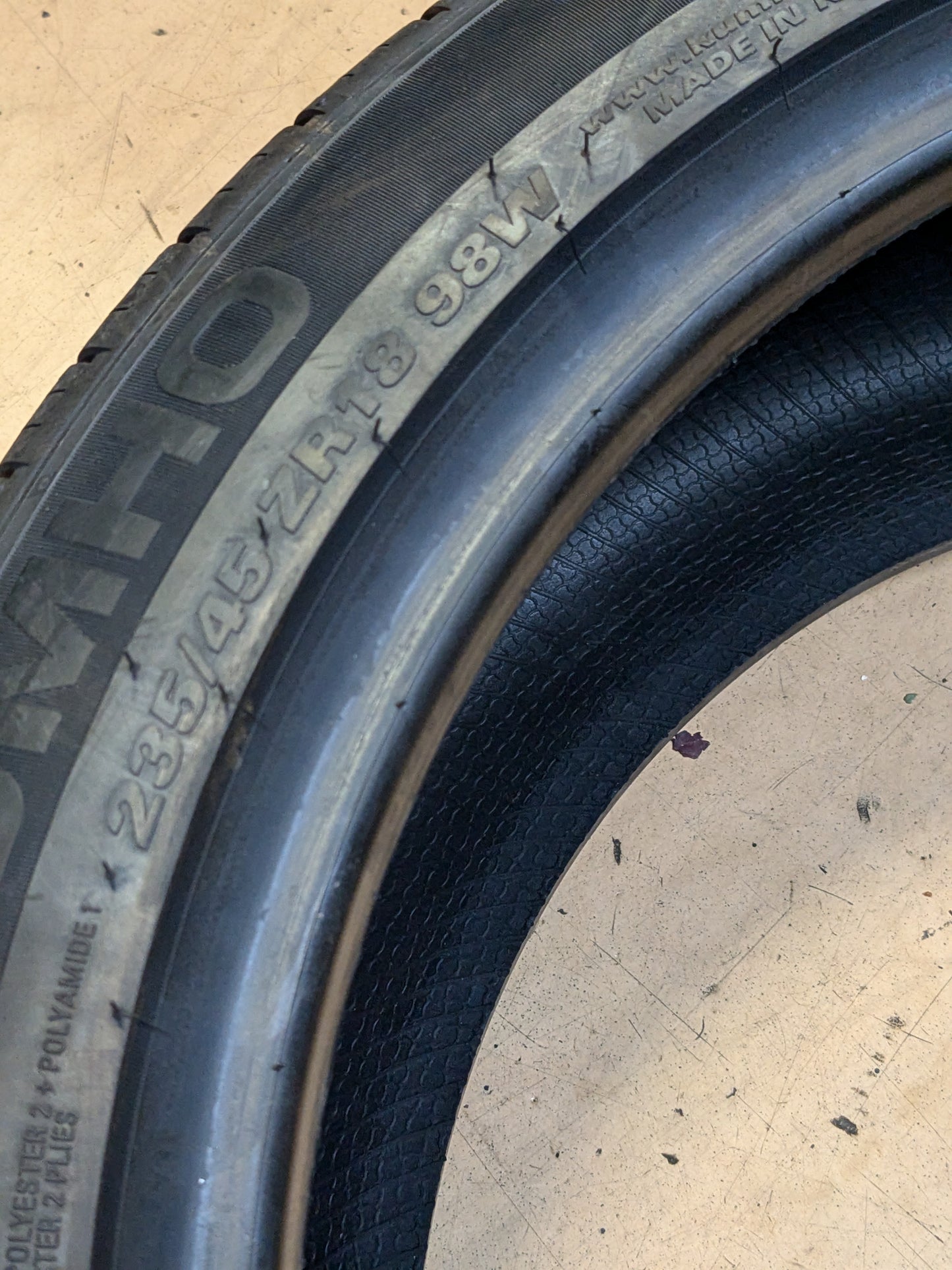 KUMHO MAJESTY SOLUS TA91 EV P 235 45 18 98W XL ALL SEASON TIRE 2346453