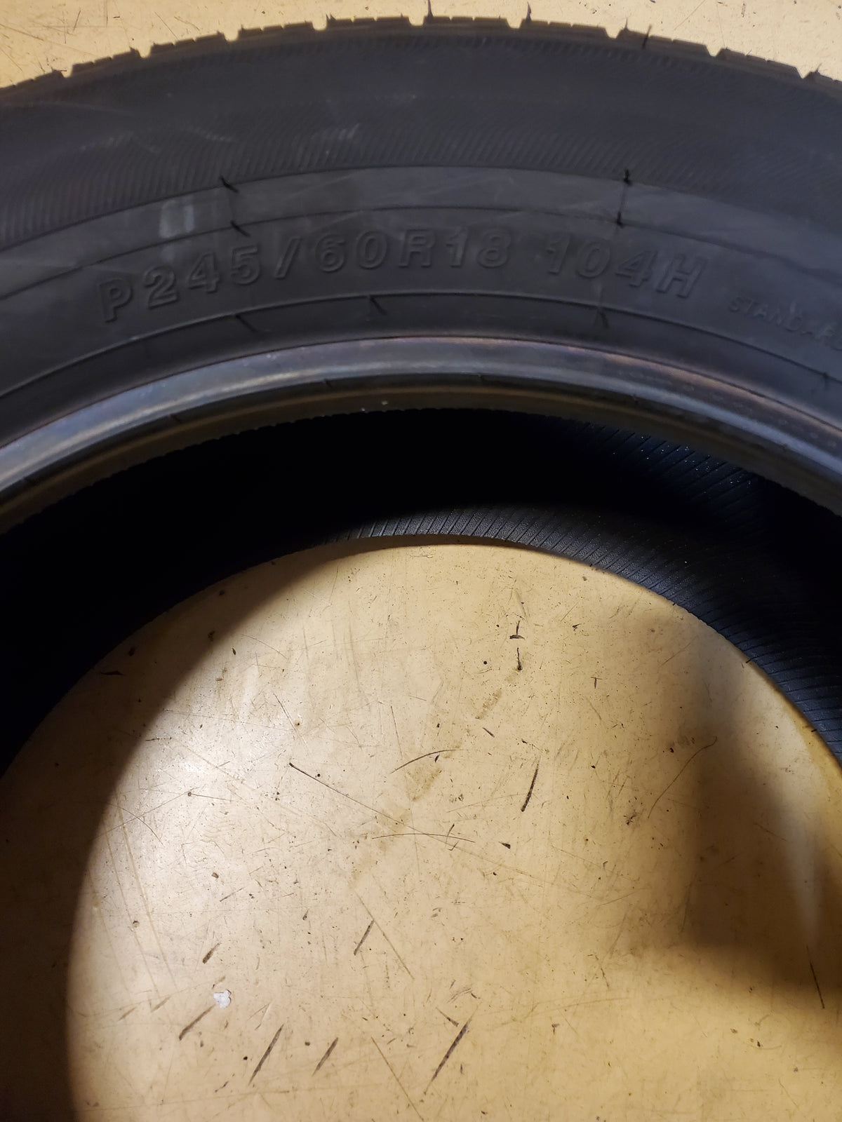 YOKOHAMA GEOLANDAR H/T G056 BSW P 245 60 18 104H HIGHWAY TIRE 110105606