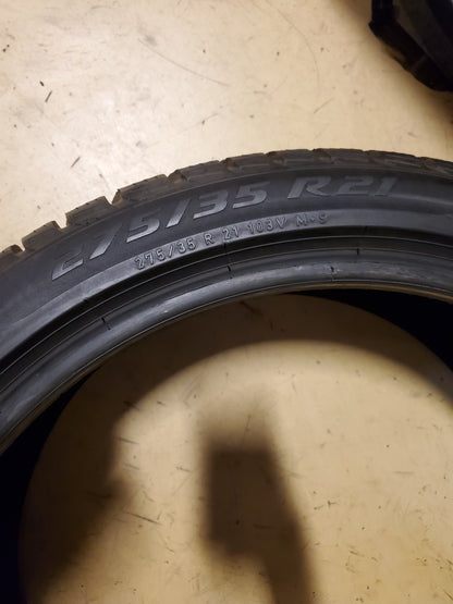 USED OS PIRELLI WINTER SOTTOZERO 3 BSW P 315 30 21 105V WINTER TIRE 2523000