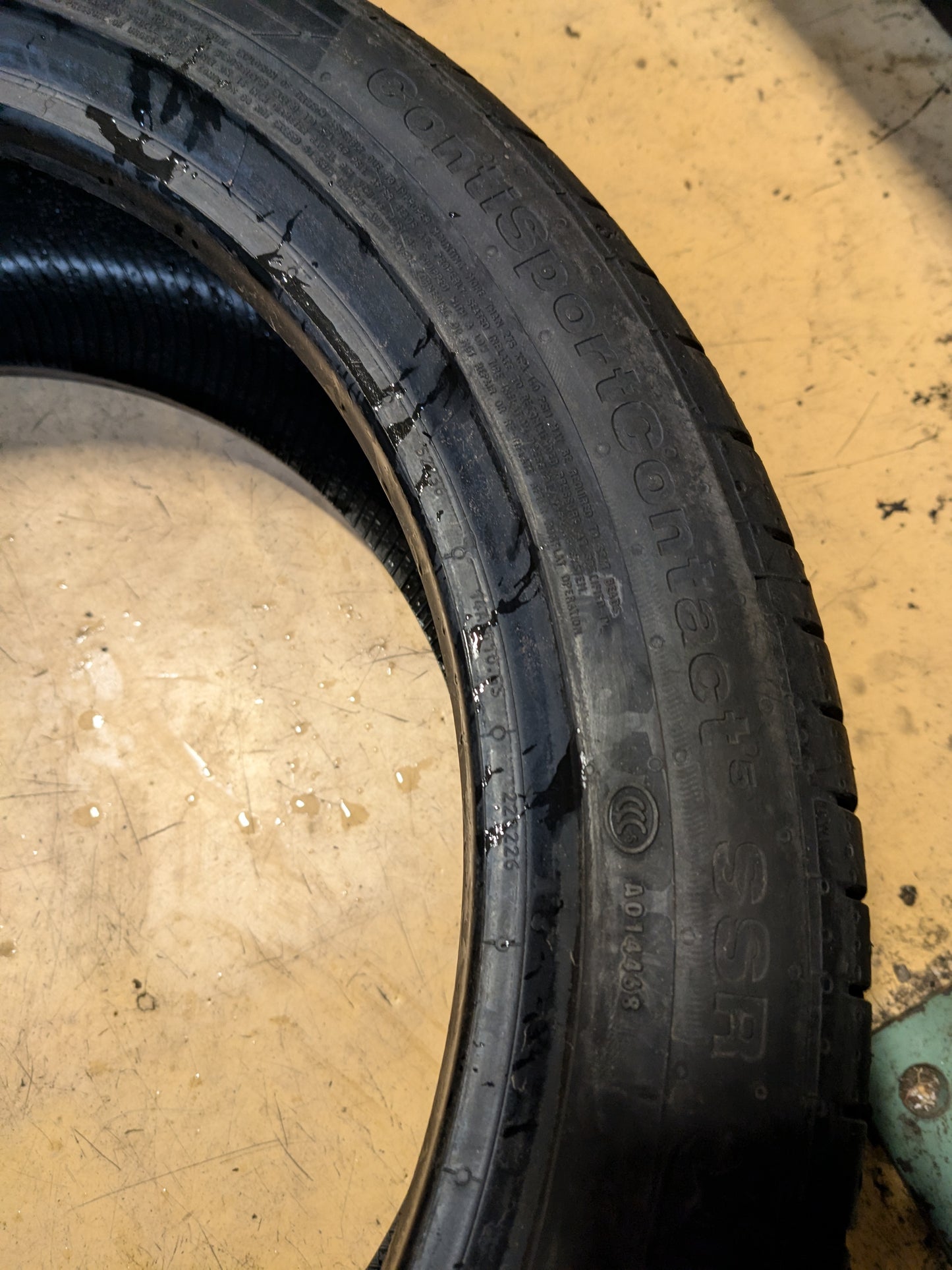 CONTINENTAL CONTISPORTCONTACT 5 RUNFLAT P 225 45 18 91Y UHP SUMMER TIRE 0350960