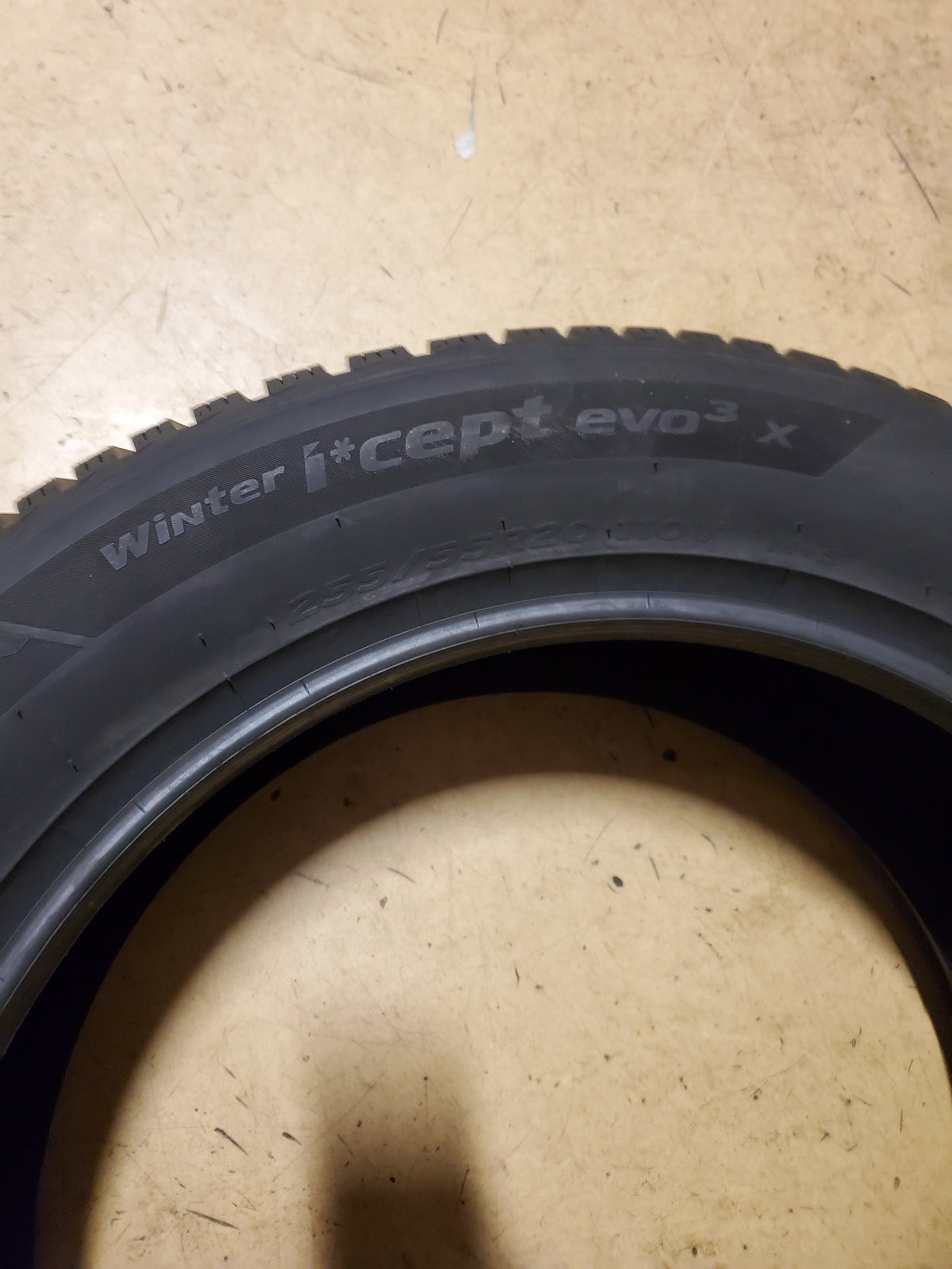 2 HANKOOK WINTER ICEPT EVO3 X BSW P 255 55 20 110V XL WINTER TIRE 1026425