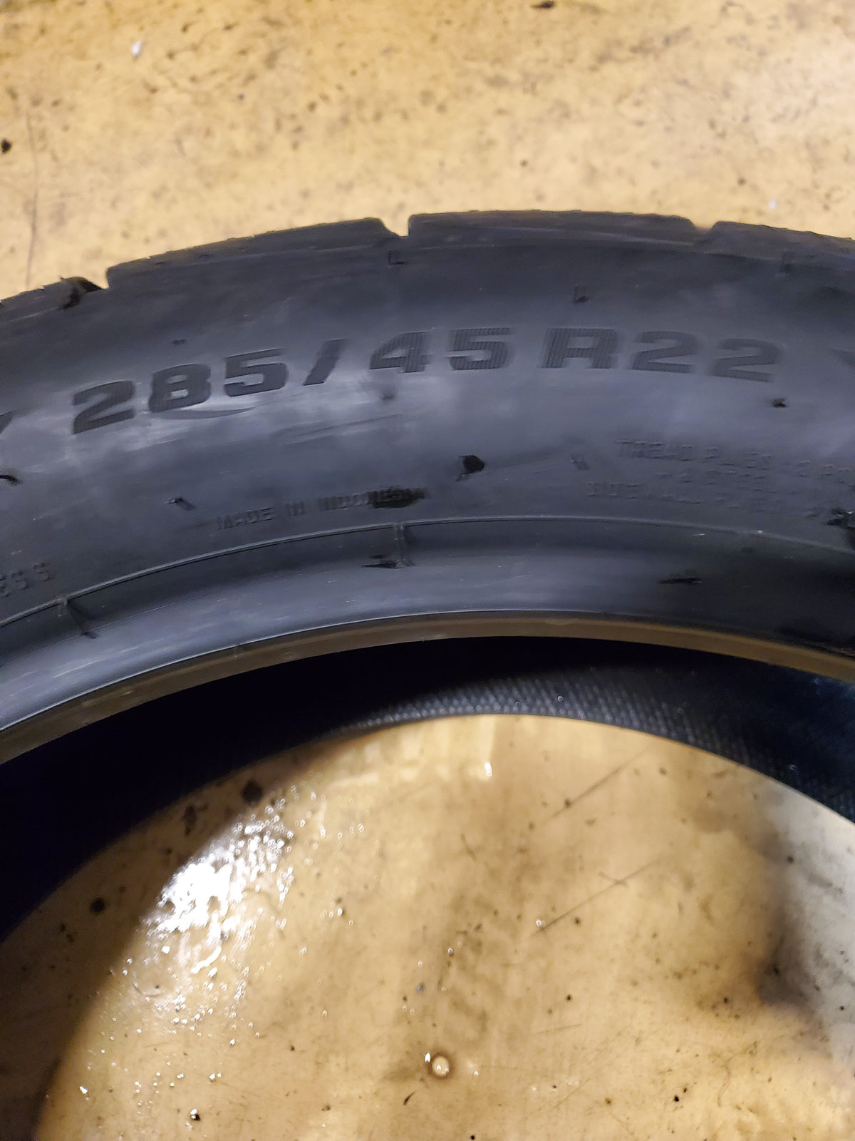 2 BFGOODRICH ADVANTAGE CONTROL HT BSW P 285 45 22 114H XL ALL SEASON TIRE 27744