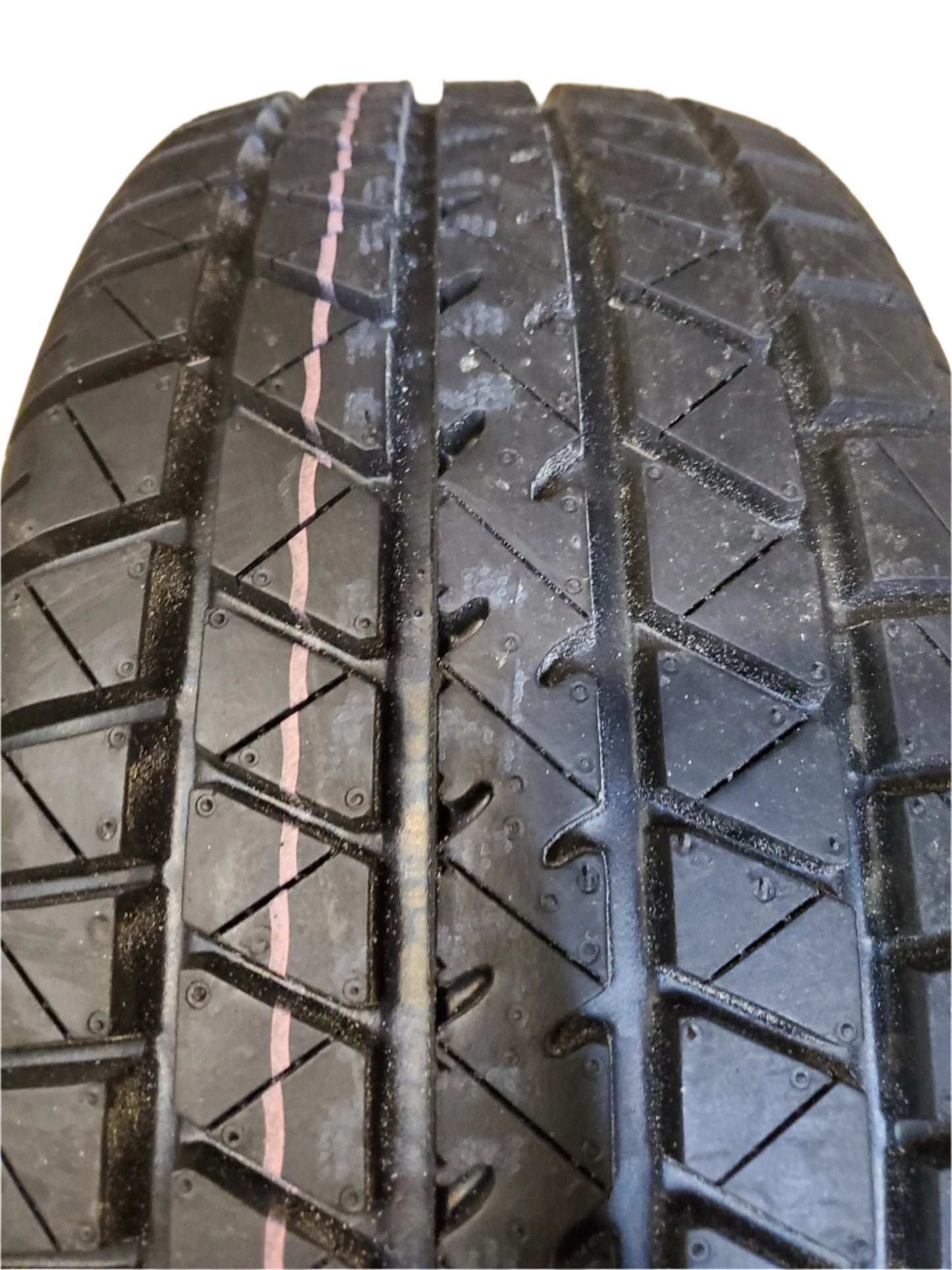 MASTERCRAFT AVENGER RWL P 235 60 15 98T ALL SEASON TIRE 174005001