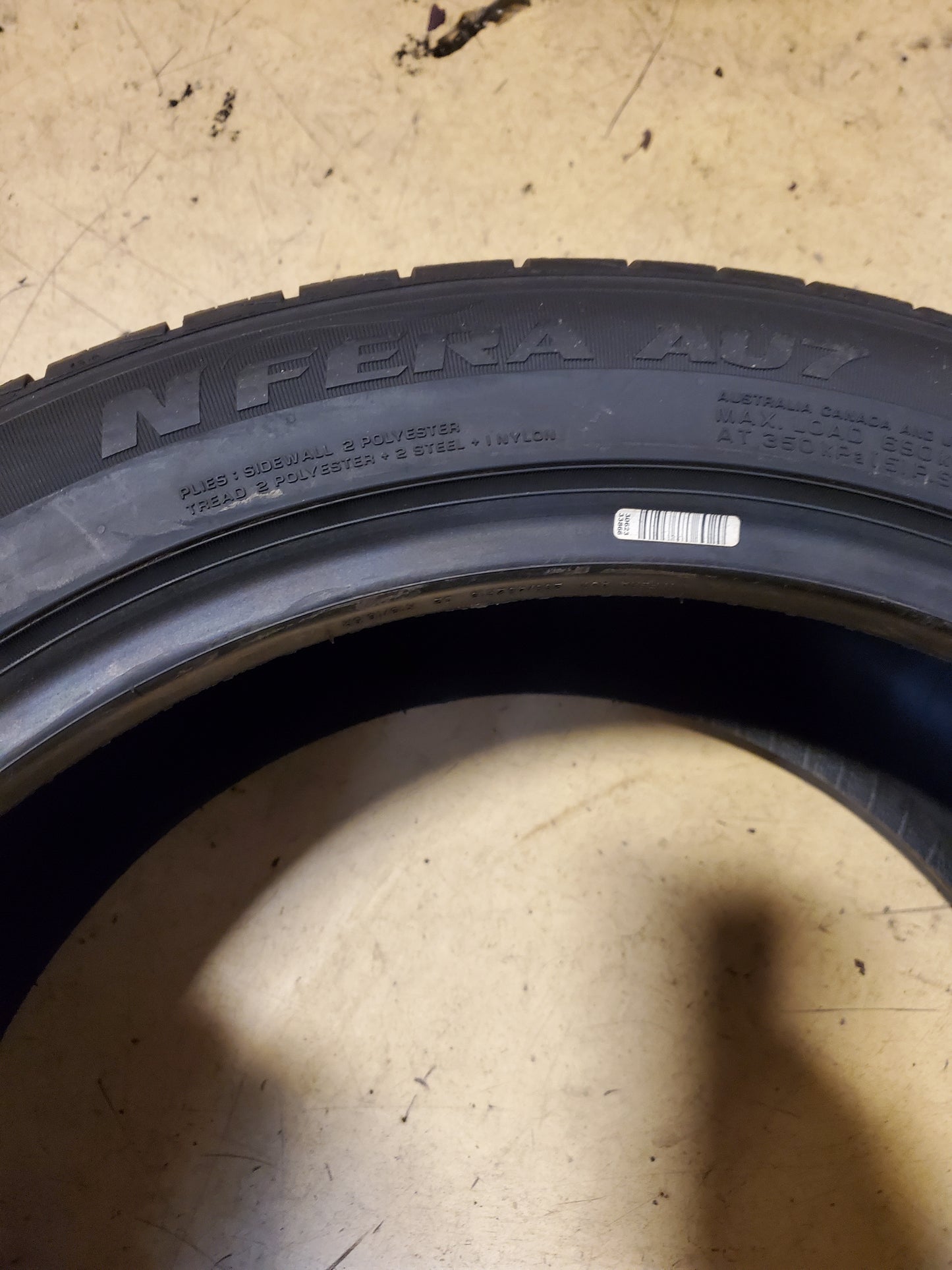 NOS NEXEN NFERA AU7 BSW P 235 45 19 95W UHP TIRE 15629NXK