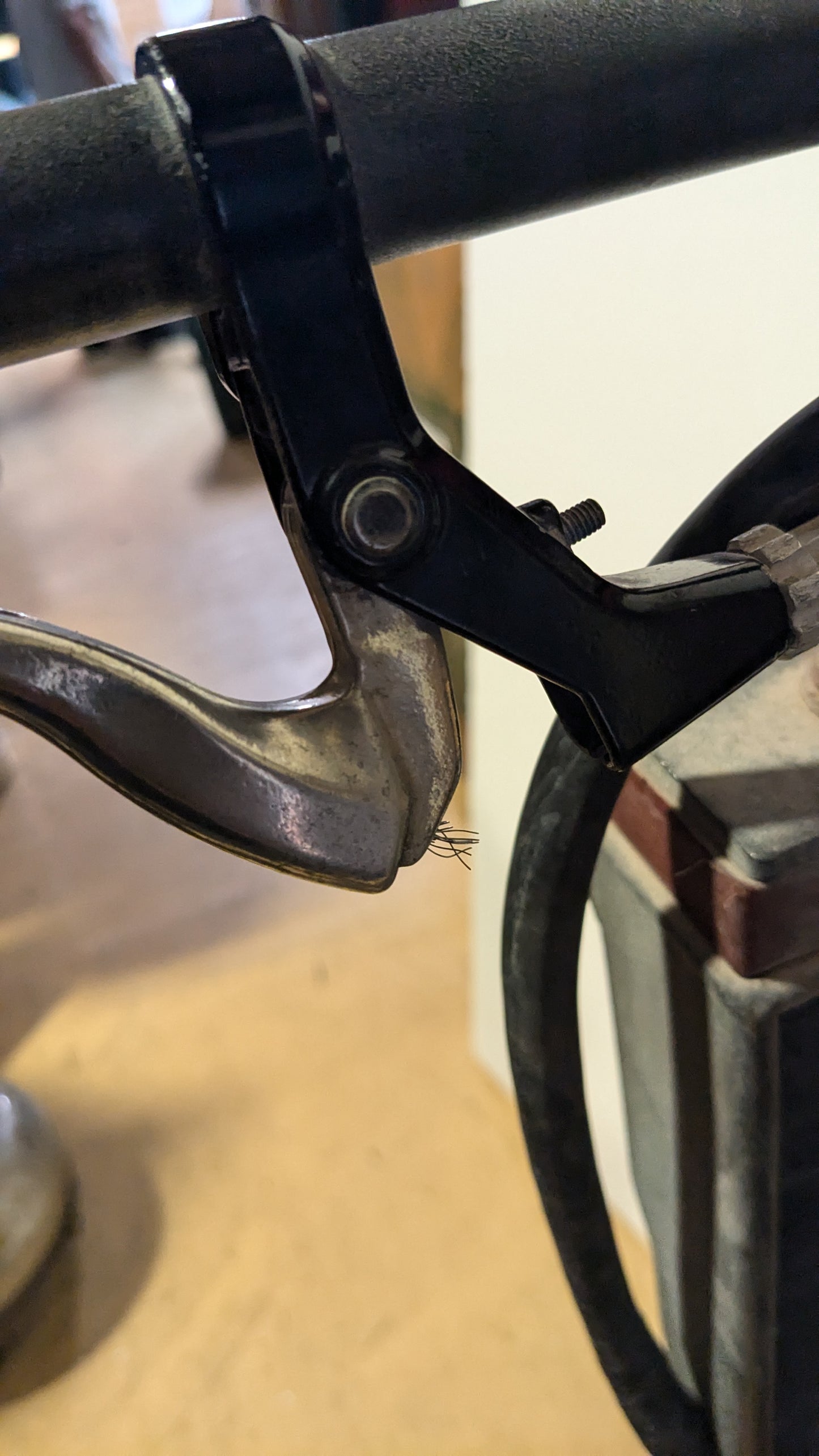 USED MAKINEX JACKHAMMER WITH HILTI TE 1000-AVR DEMOLITION HAMMER