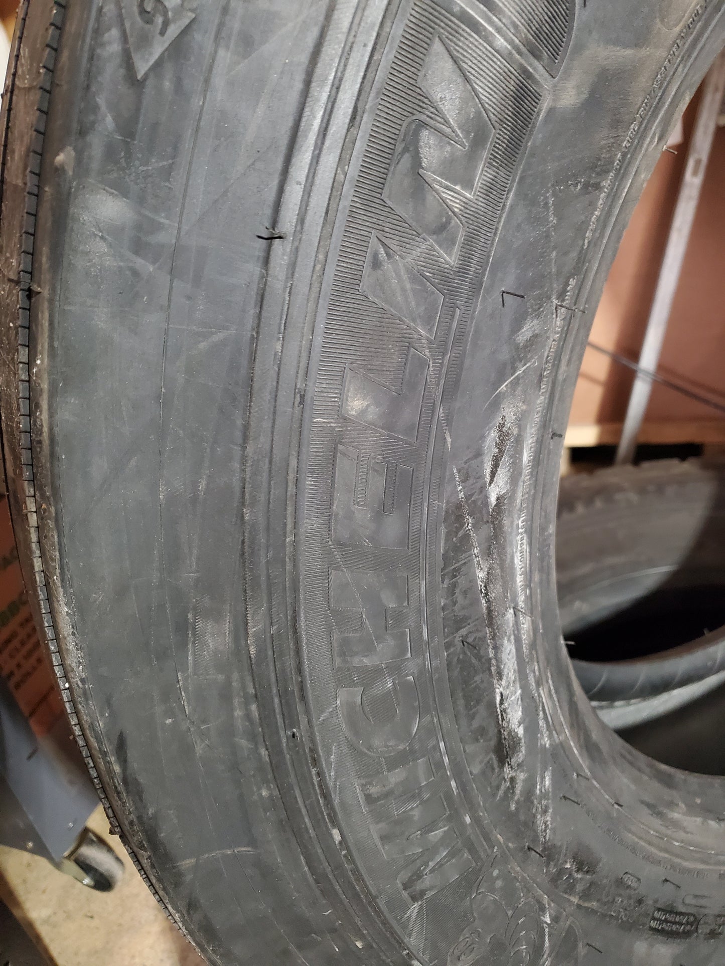 MICHELIN X LINE ENERGY BSW LT 275 80 22.5 144/141L 14PLY STEER TIRE 03885