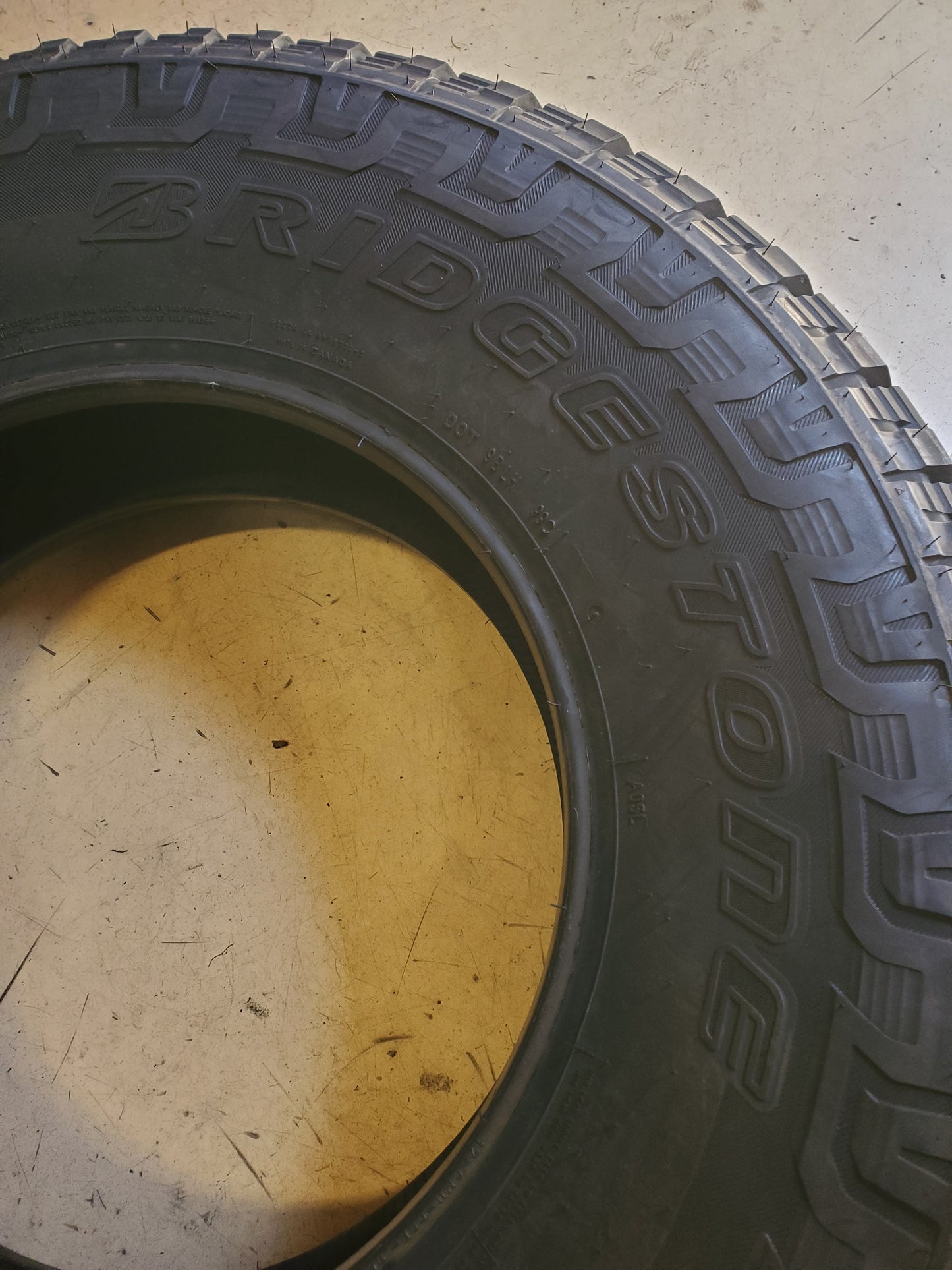 BRIDGESTONE DUELER A/T REVO 3 LT 285 70 17 121/118R 10PLY ALL TERRAIN TIRE 000024