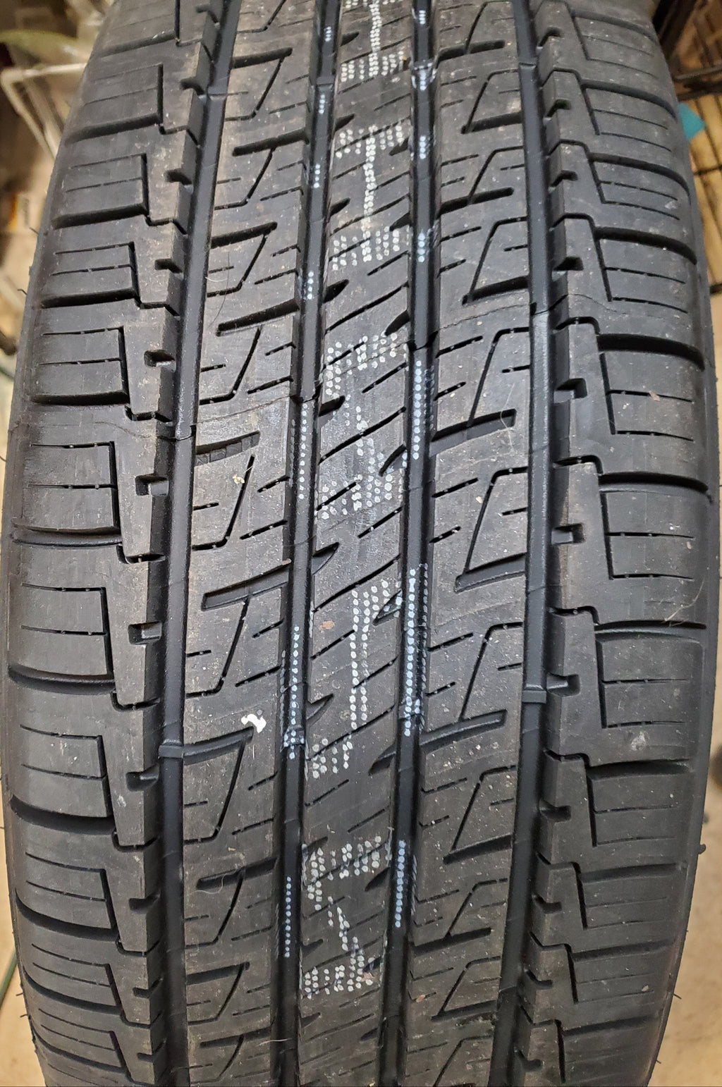 GOODYEAR ASSURANCE MAXLIFE BSW P 235 60 18 103V ALL SEASON TIRE 110934545