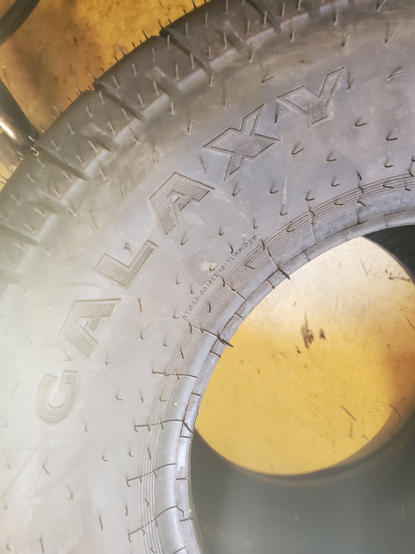 GALAXY TURF SPECIAL BSW 33 16LL 16.1 10PLY GOLF CART TIRE 480243