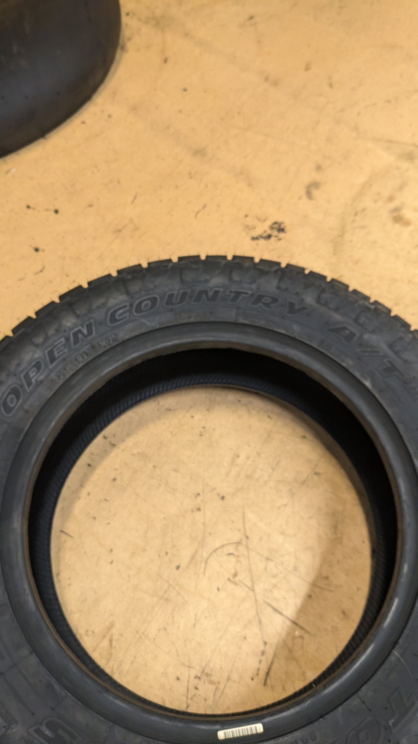 TOYO OPEN COUNTRY A/T 3 BSW P 225 65 17 102T ALL TERRAIN TIRE 356400