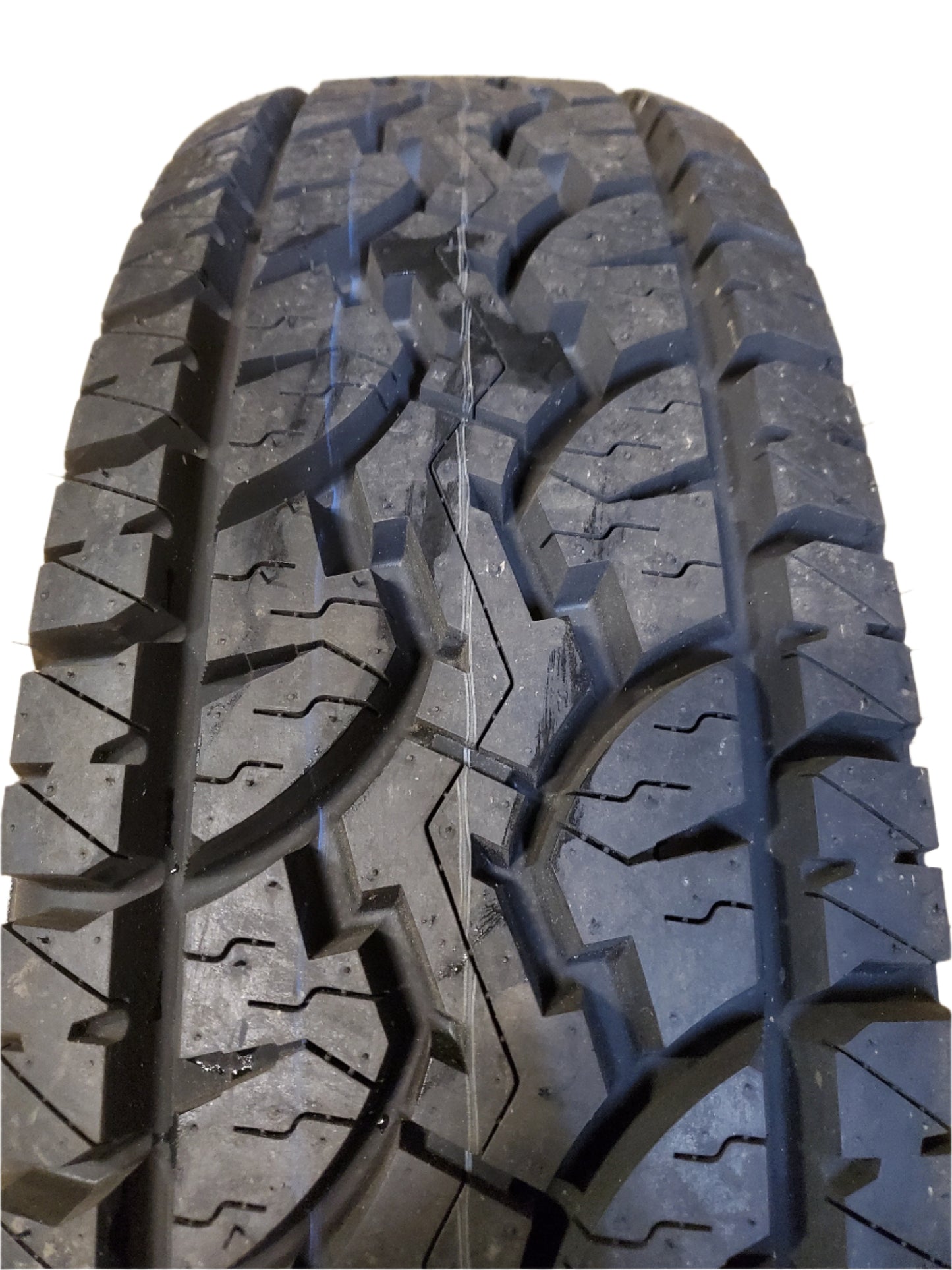 GT RADIAL ADVENTURO AT3 OWL LT 235 80 17 120/117S 10PLY ALL TERRAIN TIRE AS100