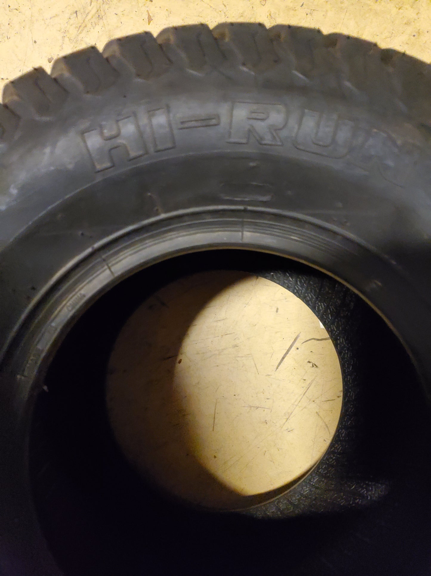 HI-RUN SU05 BSW 18 9.5 8 4PLY LAWN TIRE WD1134