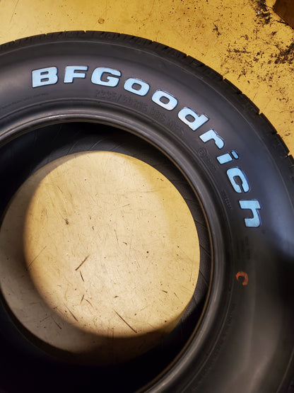 BFGOODRICH RADIAL T/A RWL P 235 60 15 98S ALL SEASON TIRE 19922