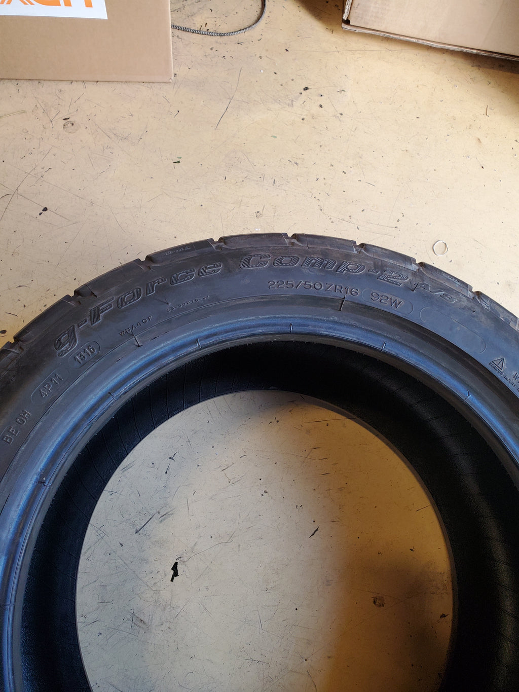 2 USED OS BFGOODRICH G-FORCE COMP-2 A/S BSW P 225 50 16 92W UHP TIRE 37570