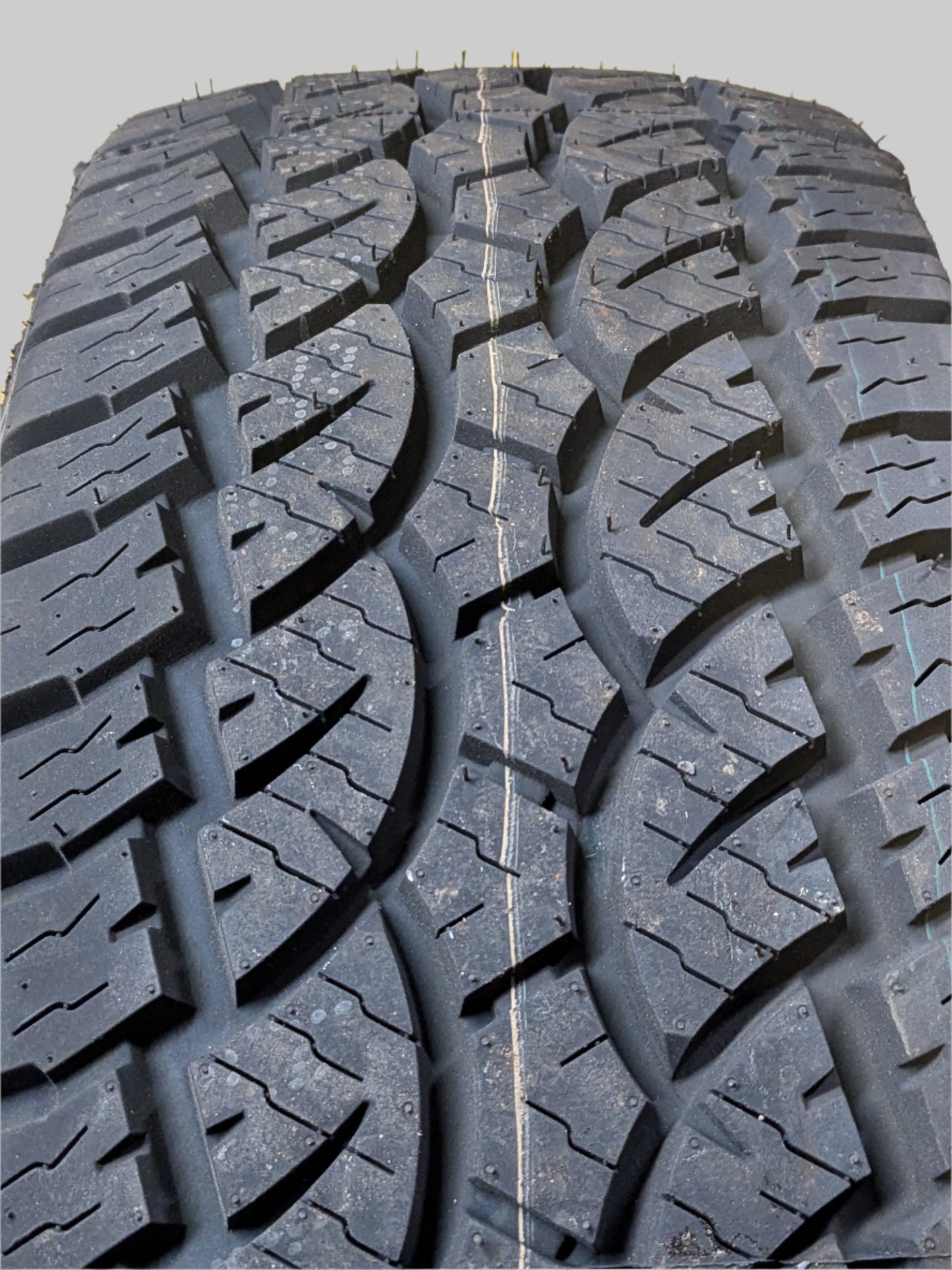 COSMO EL TIGRE A/T BSW LT 285 75 16 126/123S LRE 10PLY ALL TERRAIN TIRE I0086359