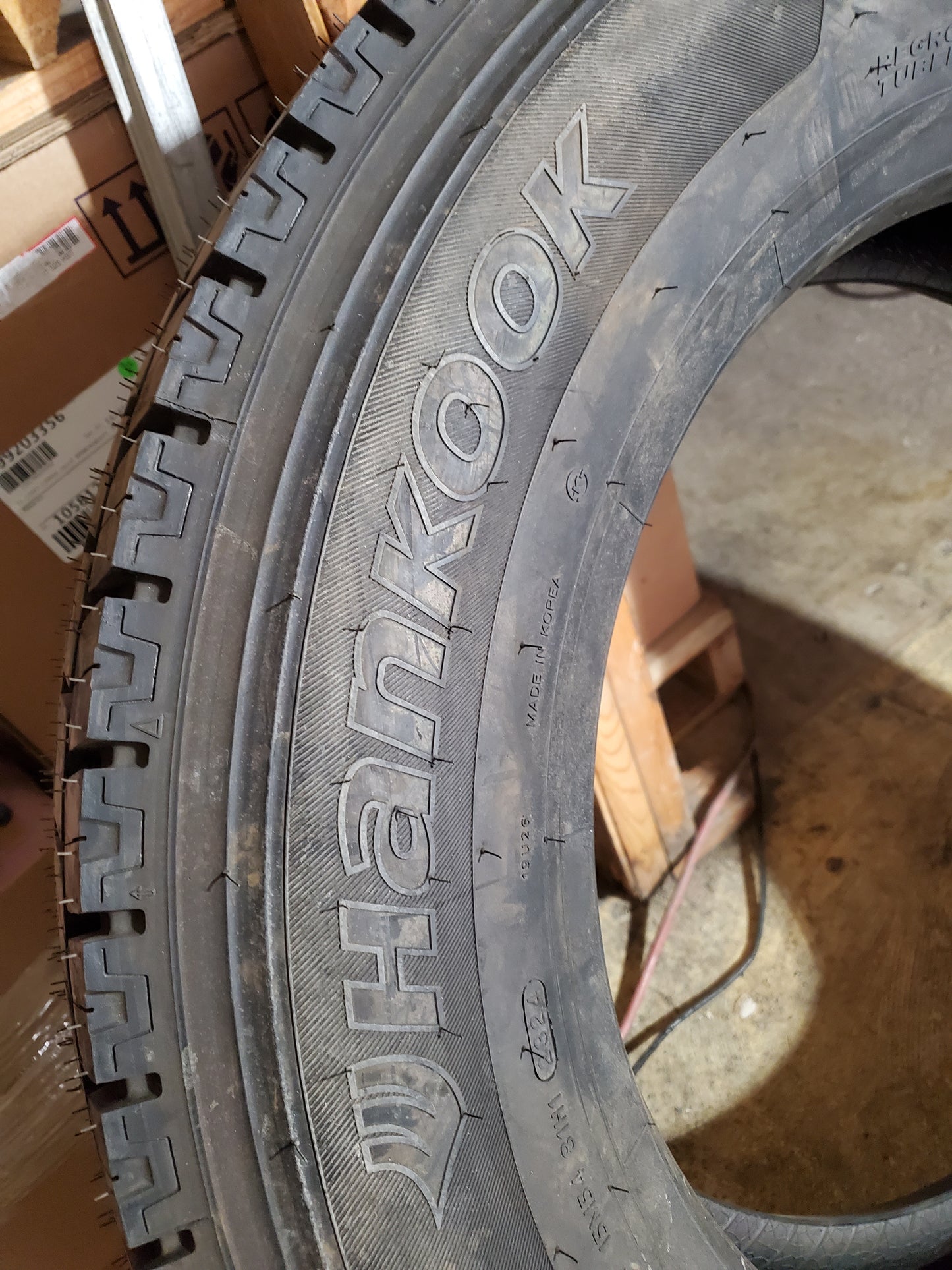 HANKOOK DH37 BSW LT 255 70 22.5 139/136L 16PLY COMMERCIAL TIRE 3003184