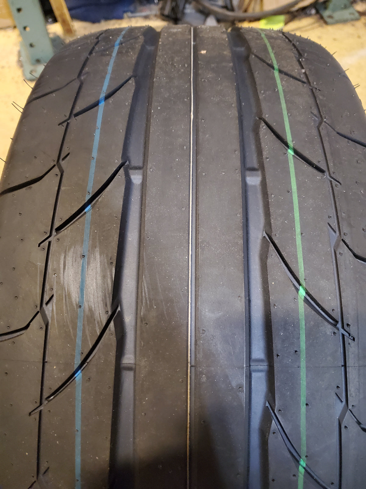 NITTO NT555RII BSW P 245 50 16 97W RACING TIRE 108720