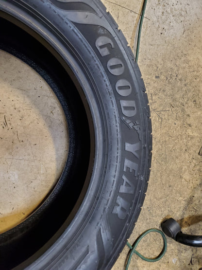GOODYEAR COMFORTDRIVE BSW P 235 60 17 102H ALL SEASON TIRE  413488582