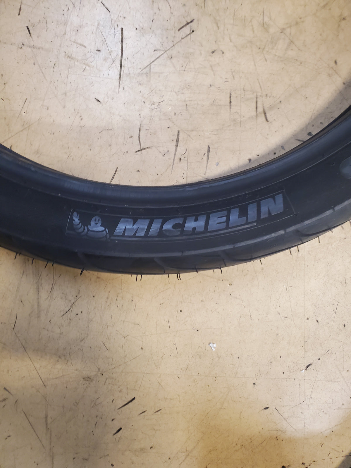 MICHELIN COMMANDER II BSW 90 90 21 54H FRONT MOTORCYCLE TIRE 999082