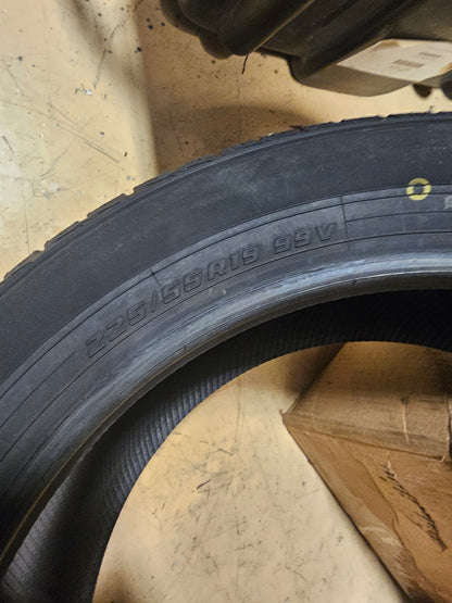 2 YOKOHAMA GEOLANDAR CV G058 P  225 55 19 99V SL ALL SEASON  TIRES 05834