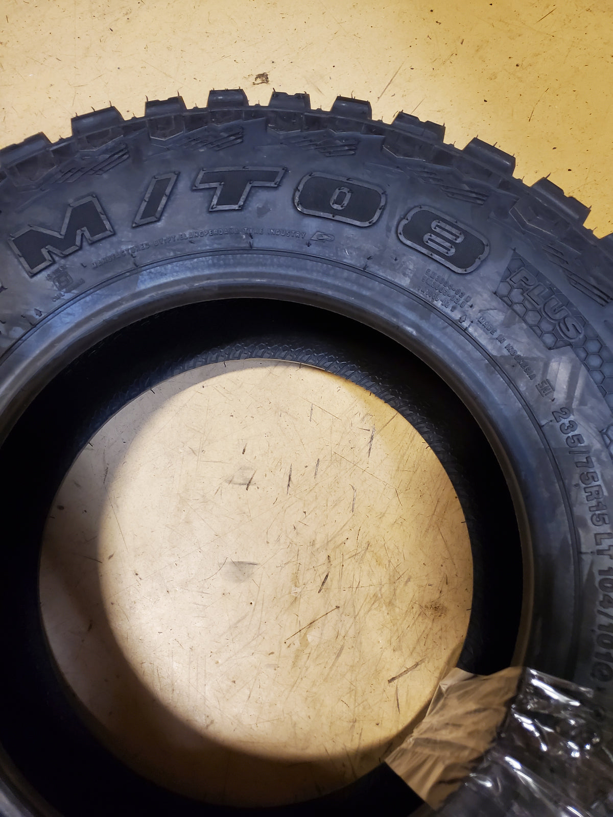 FORCEUM MT 08 PLUS BSW LT 235 75 15 104/101Q 6PLY MUD TIRE 12000046769