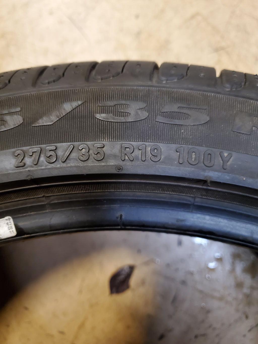 USED 8.5/32” PIRELLI CINTURATO P7 MOE BSW P 275 35 19 100Y SUMMER TIRE 2478800
