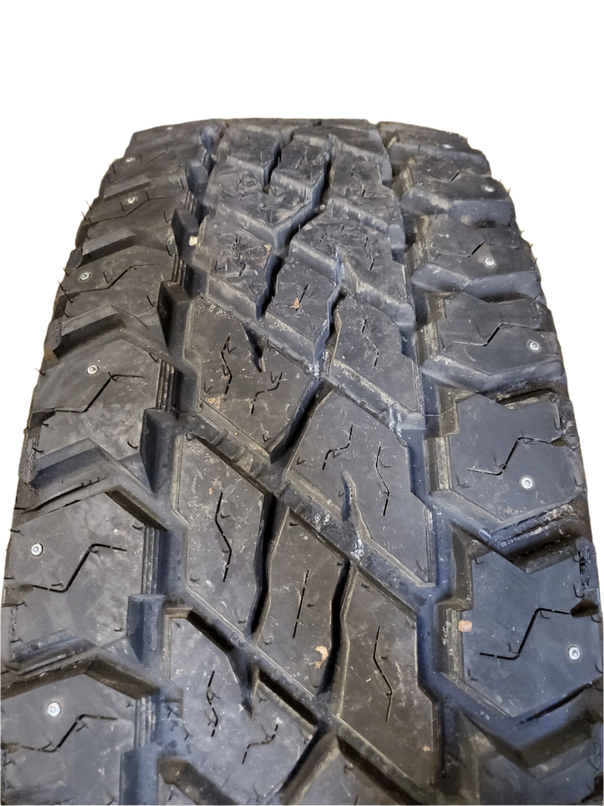 COOPER DISCOVERER S/T MAXX BSW LT 305 70 18 126/123Q 10PLY TIRE 170078004