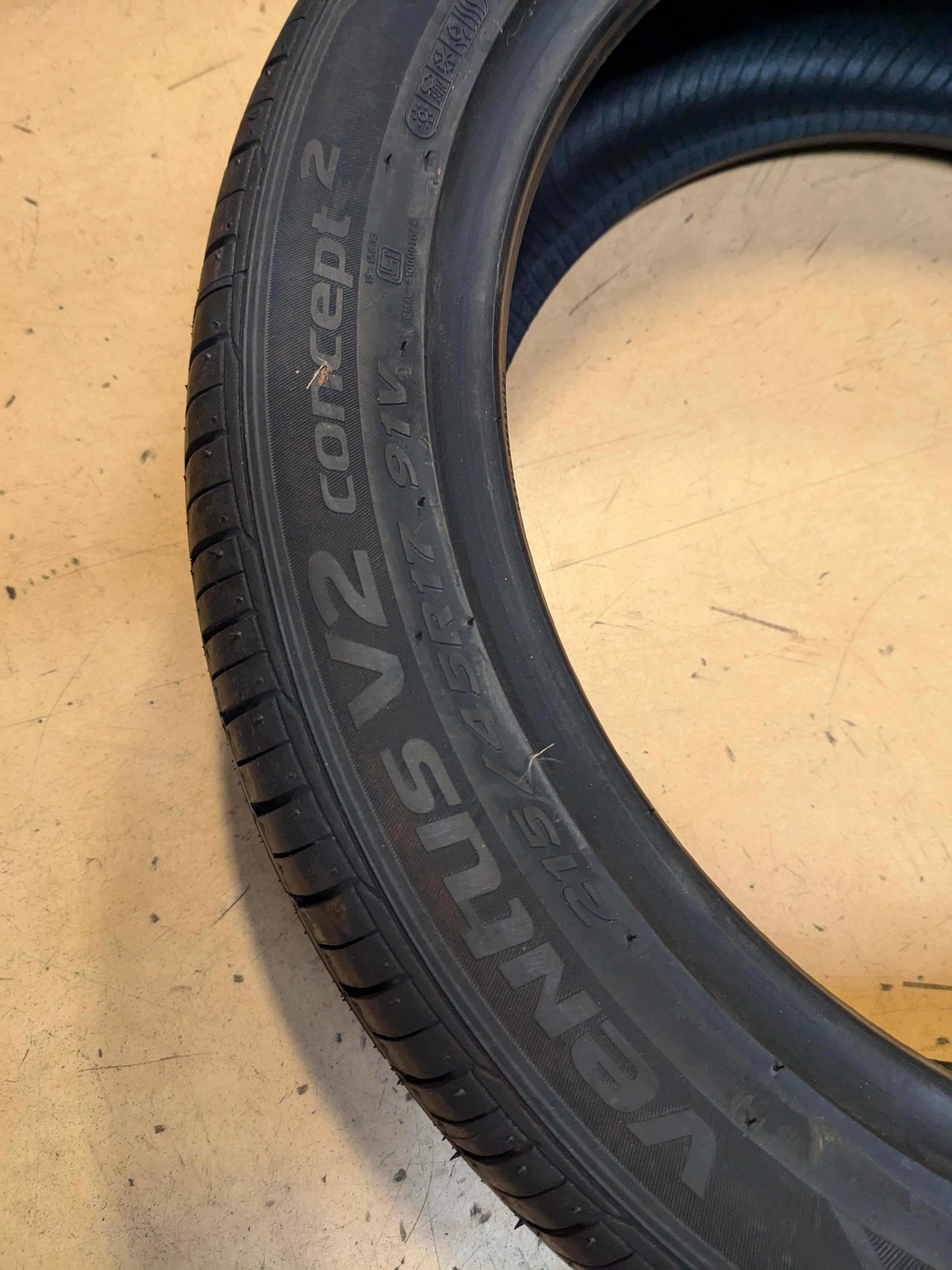 HANKOOK VENTUS V2 CONCEPT 2 P 215 45 17 91V XL ALL SEASON TIRE 1014363
