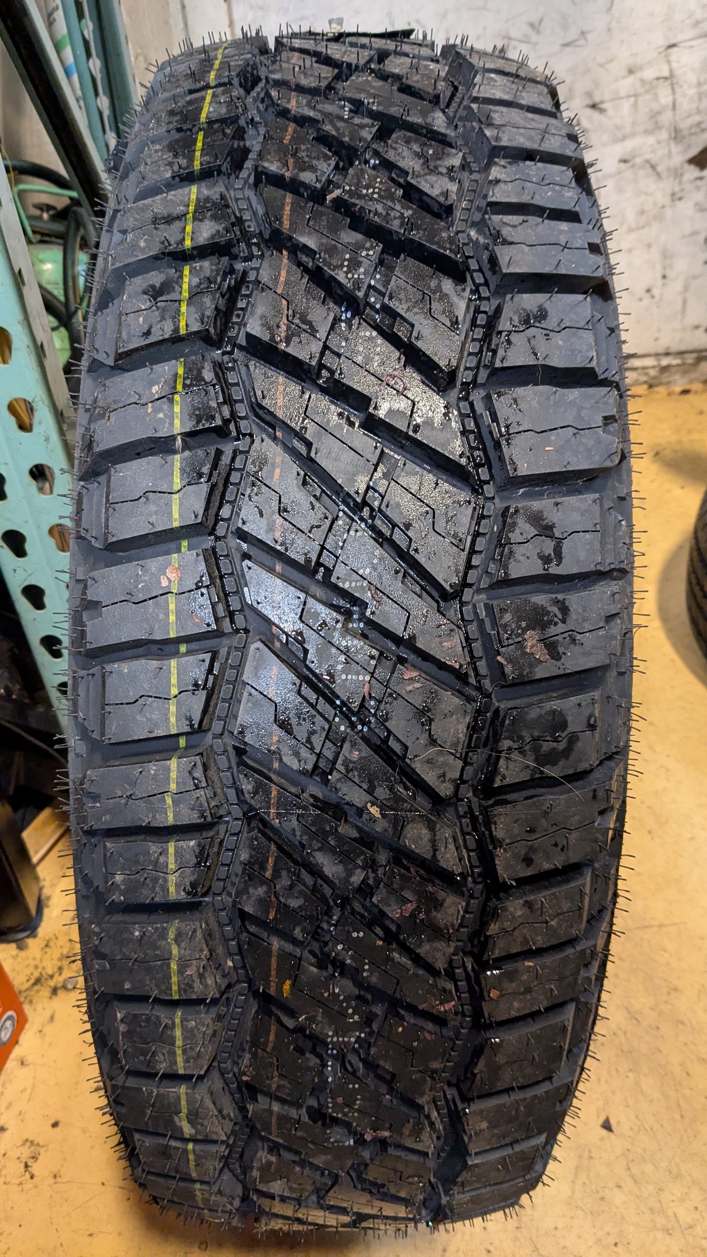 MILESTAR PATAGONIA X/T BSW LT 275 65 20 126/123Q 10PLY RUGGED TIRE 22689315