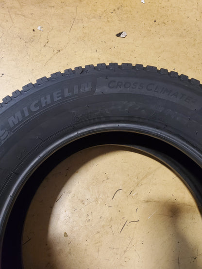 2 MICHELIN CROSSCLIMATE2 BSW P 245 65 17 107H ALL SEASON TIRE 08401