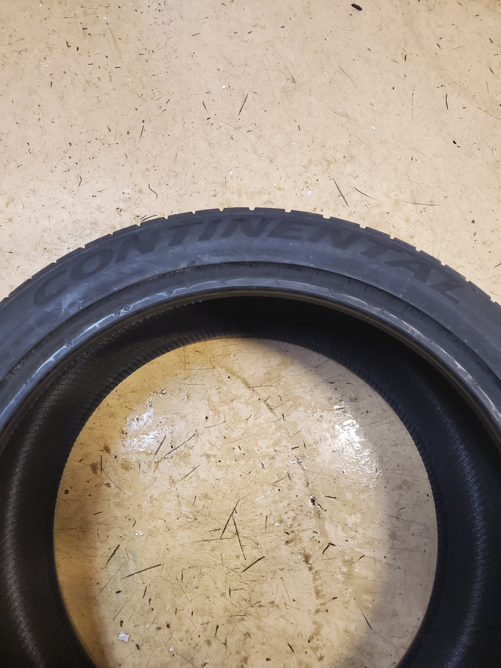 CONTINENTAL CONTROLCONTACT SPORT SRS+ P 295 35 21 107Y UHP TIRE 15571300000