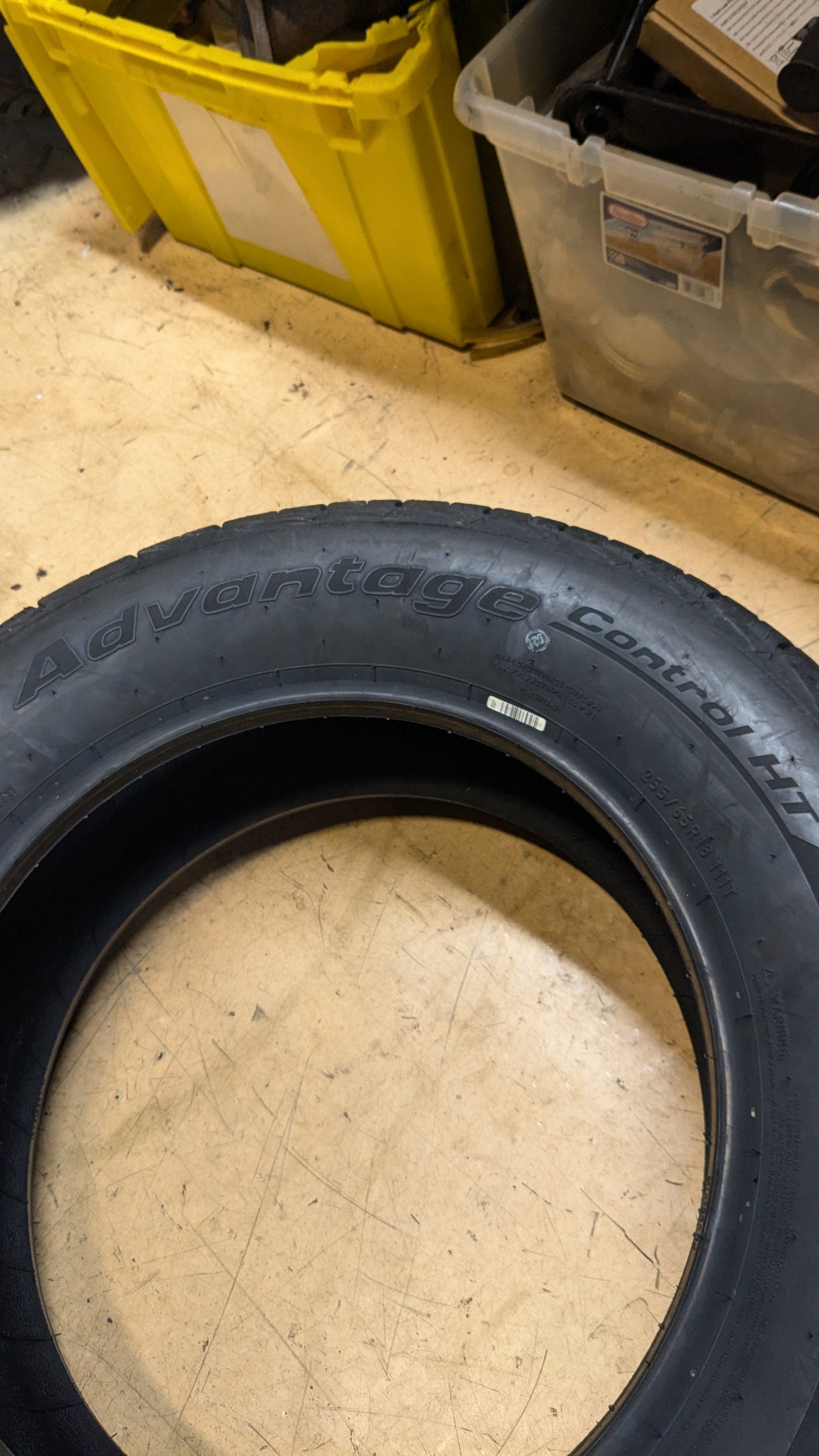 BFGOODRICH ADVANTAGE CONTROL HT BSW P 255 65 18 111T ALL SEASON TIRE 25022