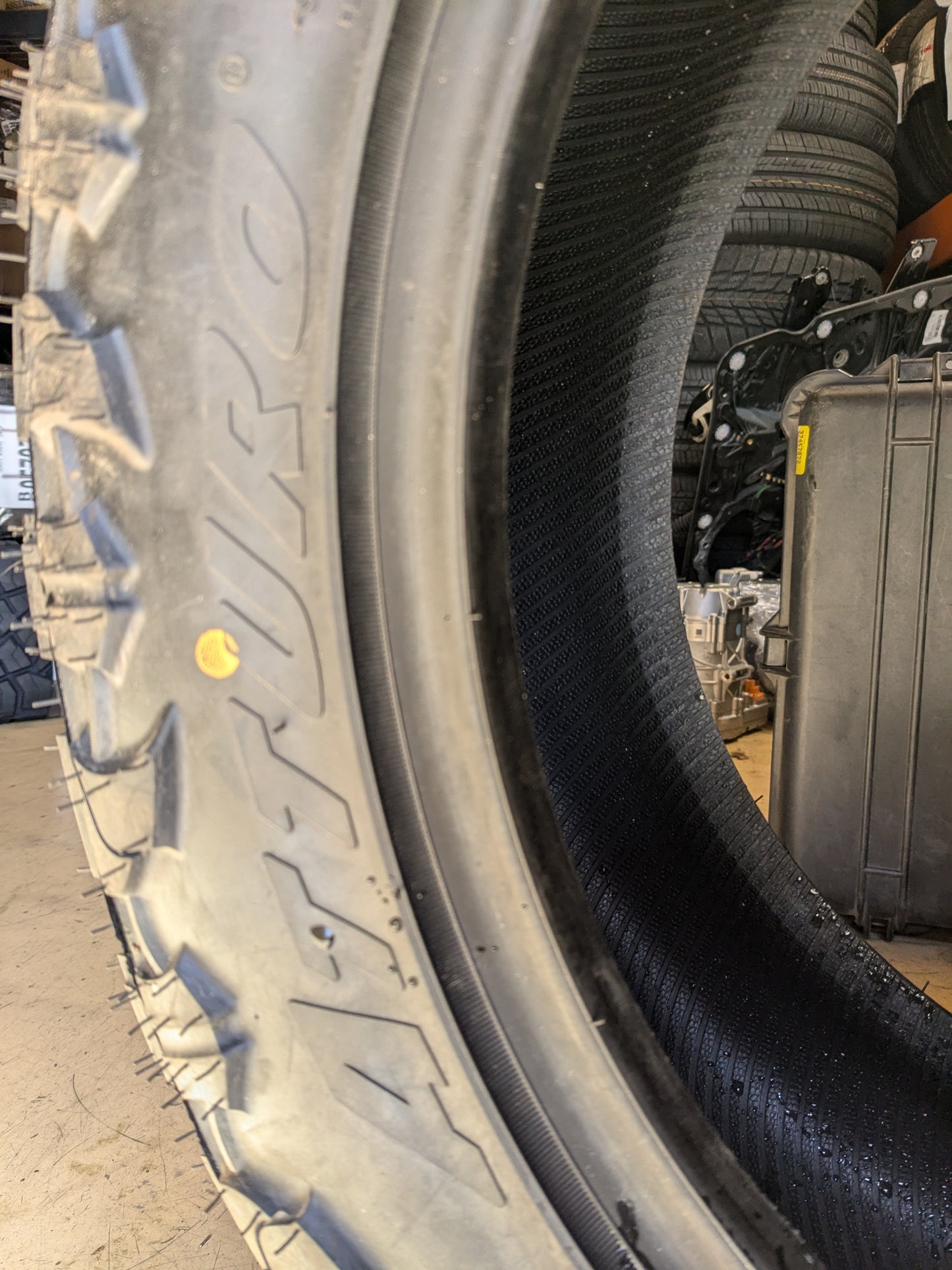ARTURO TRAIL BLADE M/T BSW P 255 55 19 111S XL MUD TERRAIN TIRE TBMTDFHM2MA