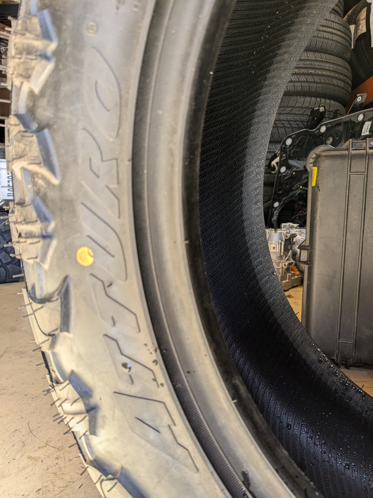 ARTURO TRAIL BLADE M/T BSW P 255 55 19 111S XL MUD TERRAIN TIRE TBMTDFHM2MA