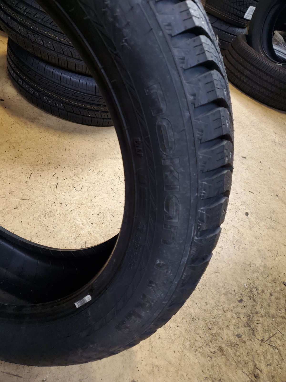 2 NOKIAN HAKKAPELITTA 10 SUV (STUDDED) BSW LT 235 50 18 103T XL WINTER TIRE TS32484